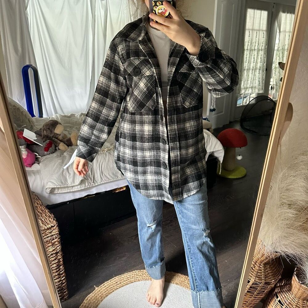 Goodnight Macaroon Women’s Small Black White Plaid Shacket New with Tags